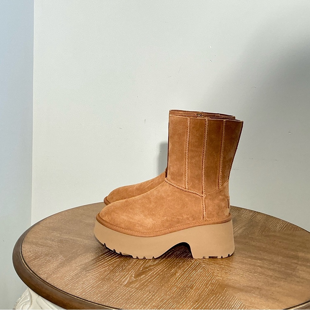 UGG Women's Classic Twin Seam New Heights Chestnut Suede Platform Boots US7/9/10 - Picture 8 of 8